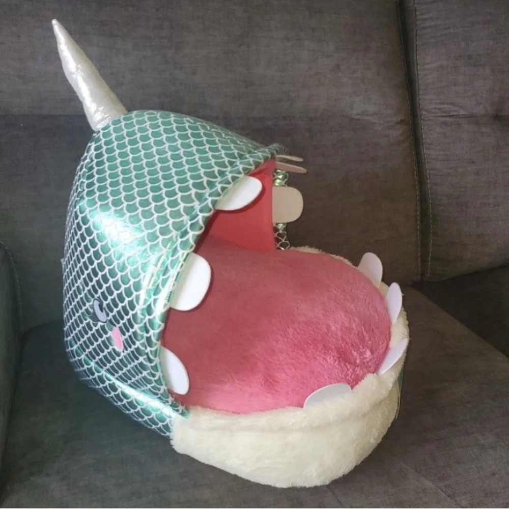 New Narwhal Narly Sleeper Soft Plush Felt Teeth Open Mouth Pet Bed Sleeper